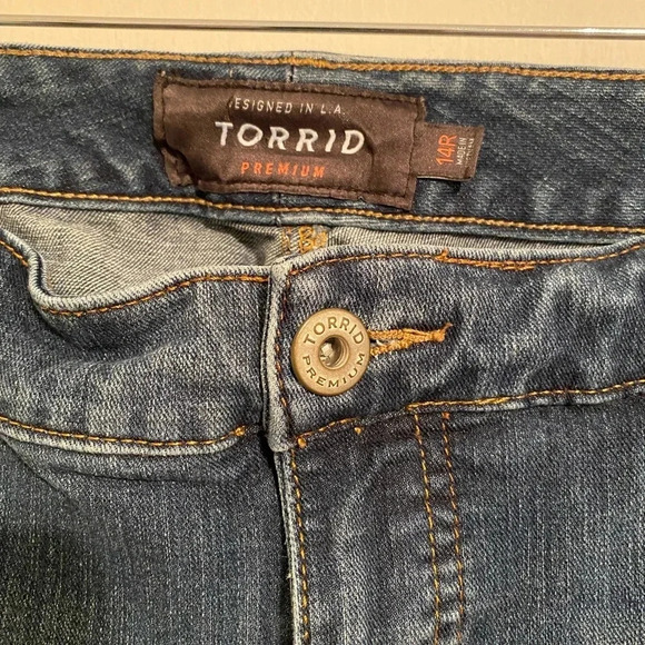 Torrid Premium Women Blue Stretch Skinny Denim Jeans Size 14R - Picture 3 of 6